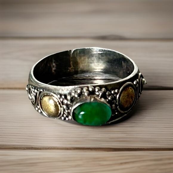 Vintage Sterling Green Cabochon Stone Ring. Size 5 - Picture 5 of 5